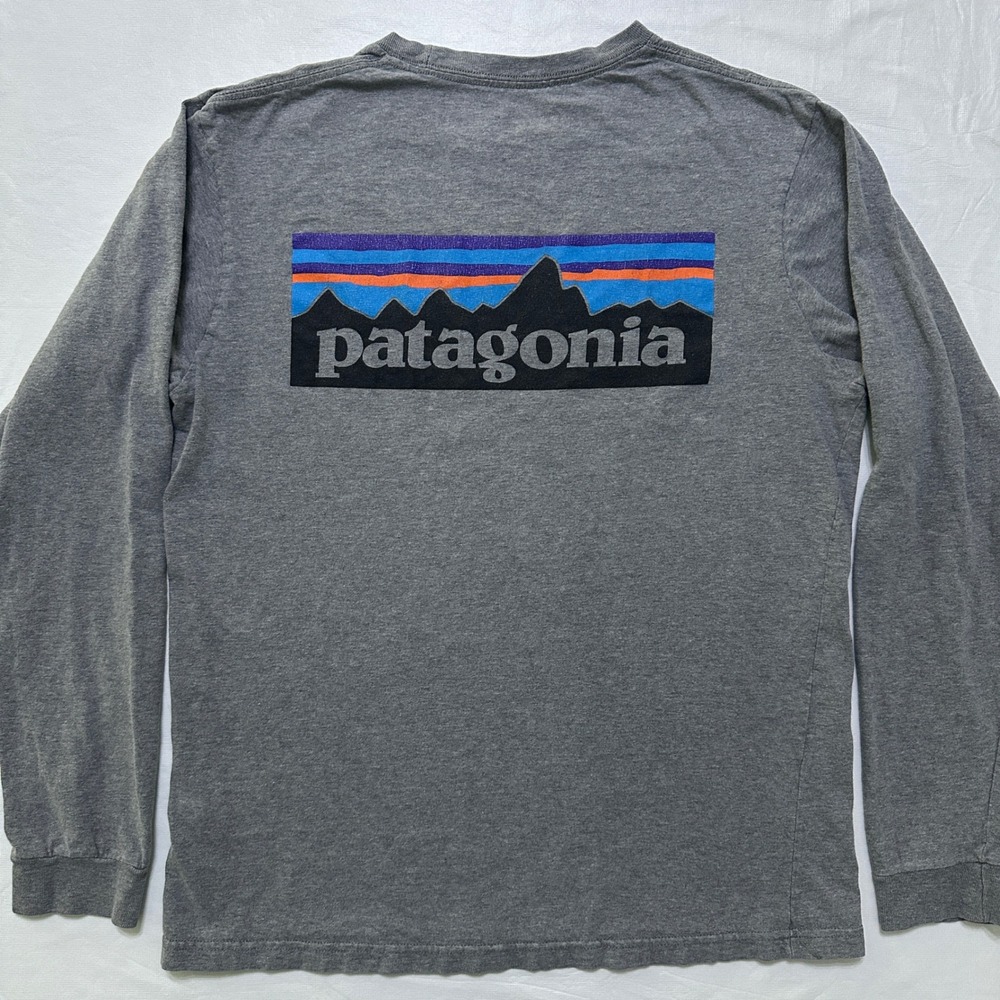 Patagonia Long Sleeve Graphic T-Shirt Small Grey Organic Cotton Gorpcore Tee